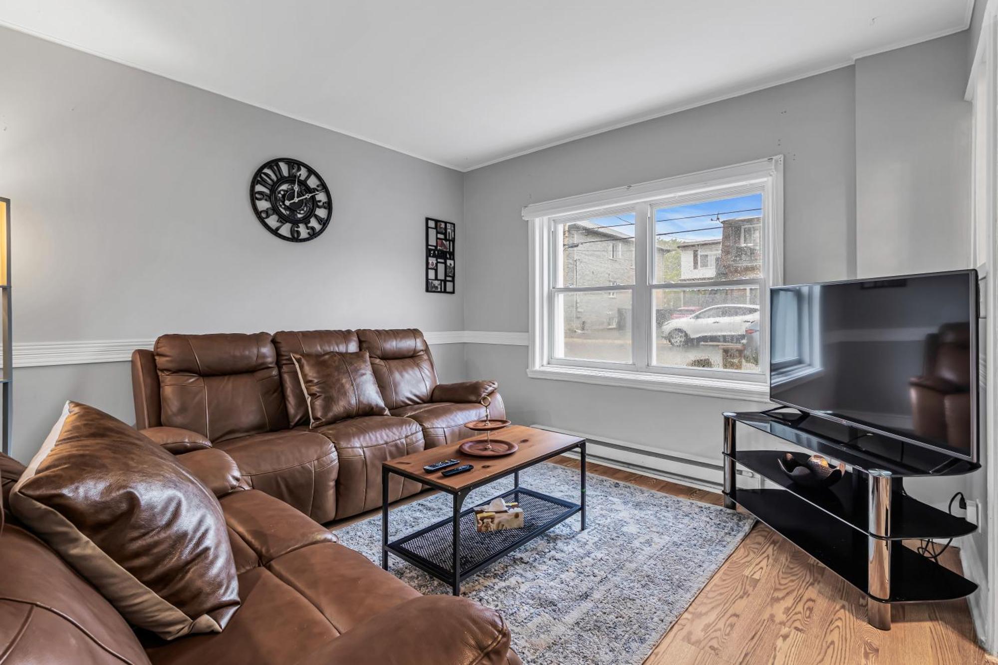 Beautiful 2 Bdr South Shore Montreal Longueuil Buitenkant foto